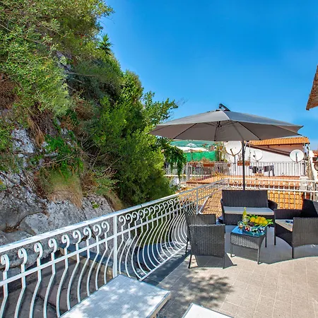 Estate4home - Leucosia Sorrento