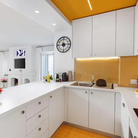 Estate4home - Leucosia Sorrento